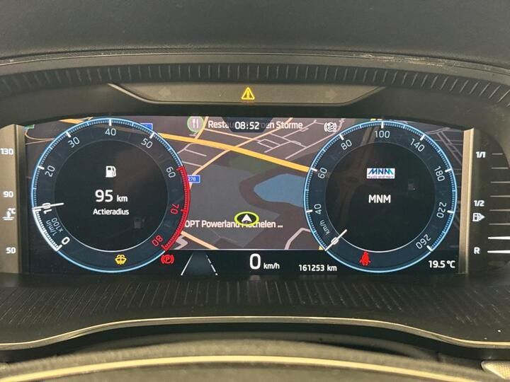 Fahrzeugabbildung SKODA Octavia Combi Ambition TSI NAVI PDC GRA NEBEL 1.