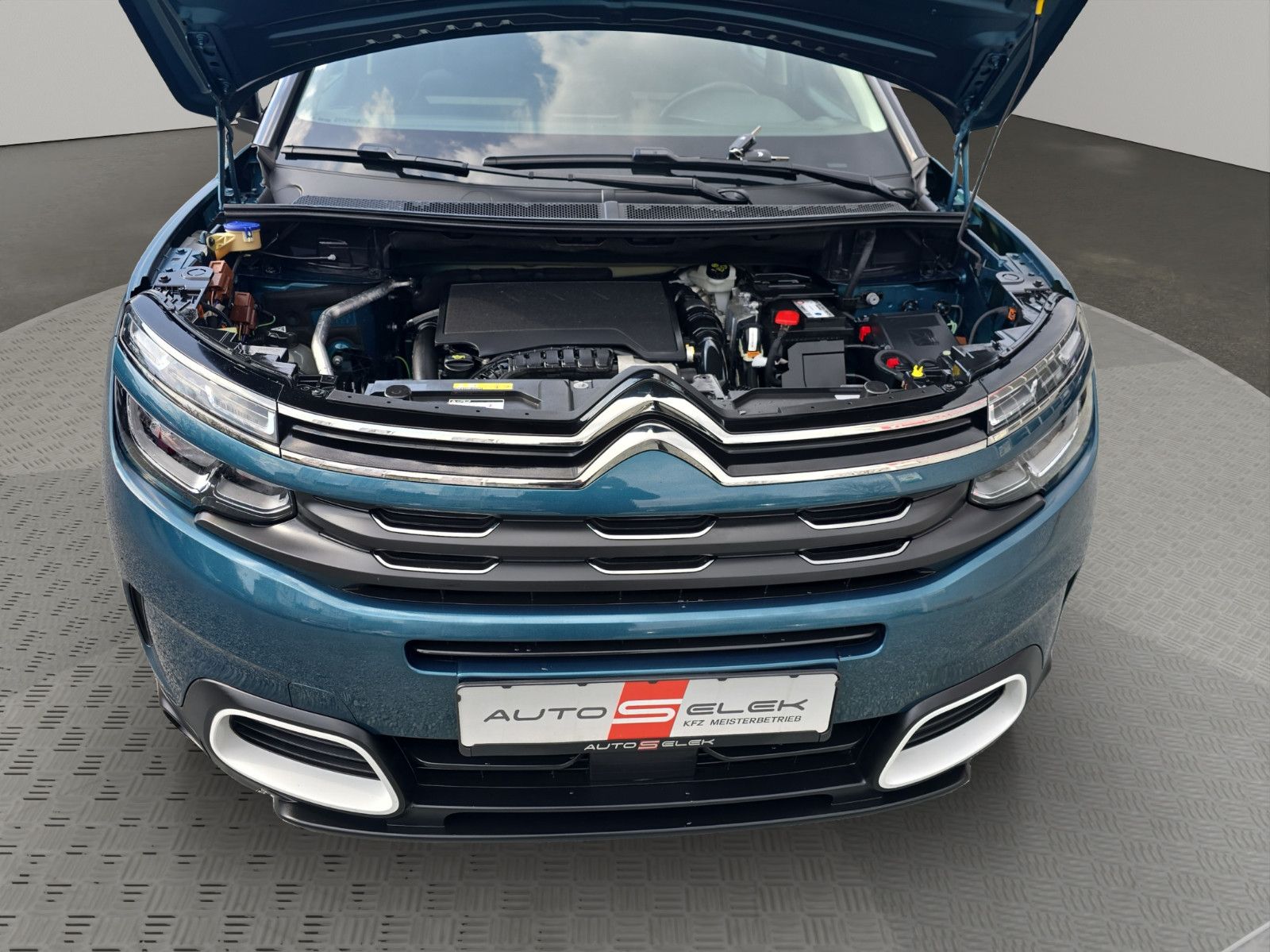 Fahrzeugabbildung Citroën C5 Aircross Live Klima Android Auto Apple CarPla