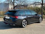 Skoda 2.0TSi RS DSG 180kW NAVI DCC STHZ eHK LM19"AHK - Skoda Octavia: L K