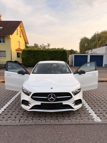 MERCEDES-BENZ A 220 DCT / AMG-Line