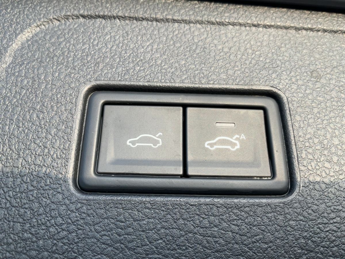 Volkswagen Passat Variant - Bild 15