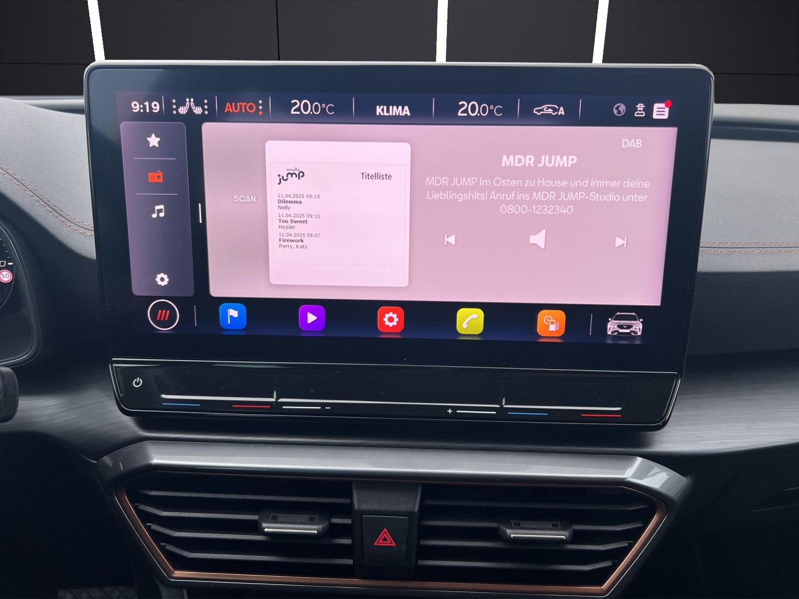 Fahrzeugabbildung CUPRA Formentor 4Drive TSI Navi Pano LED