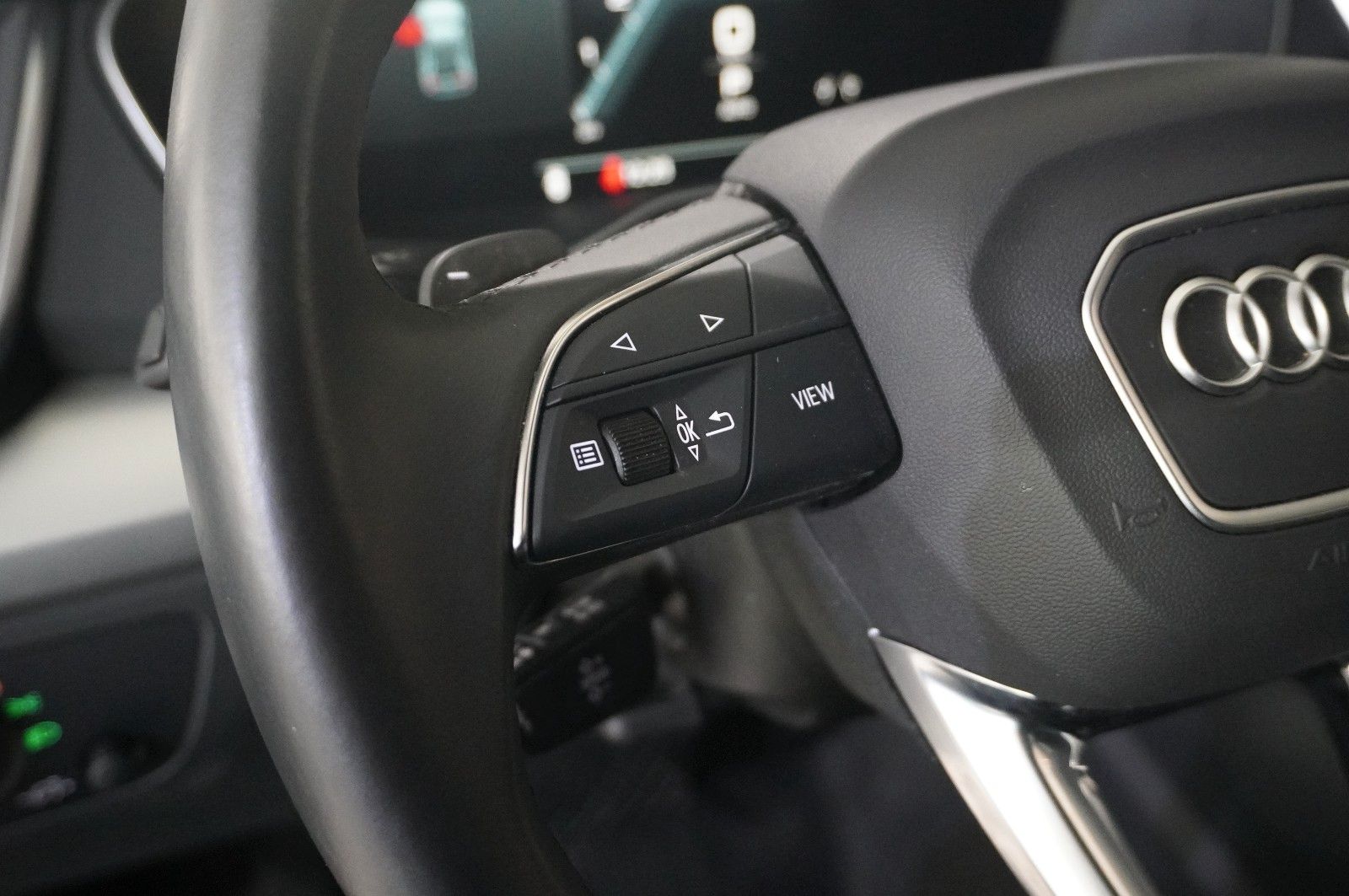 Fahrzeugabbildung Audi Q5 Sportback 35 TDI S-LINE NAVI/LED/SPORT/VIRT.