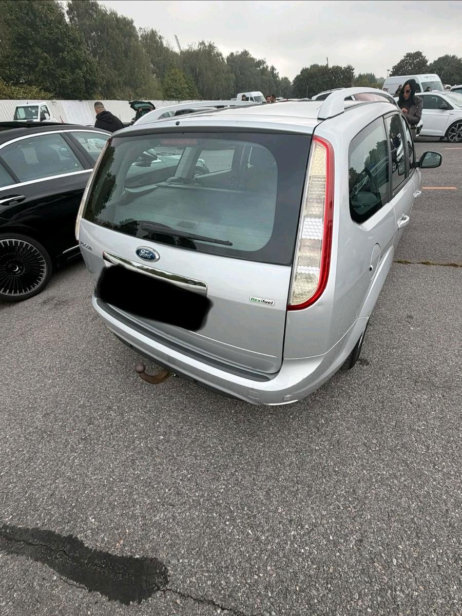 Ford Focus 2009 — photo 5