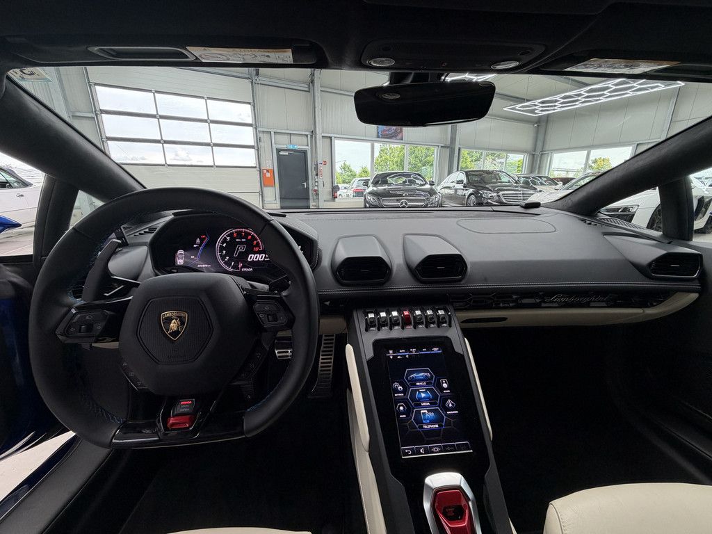 Lamborghini Huracan EVO Spyder AWD Blu Sideris Lift Kamera foto 16