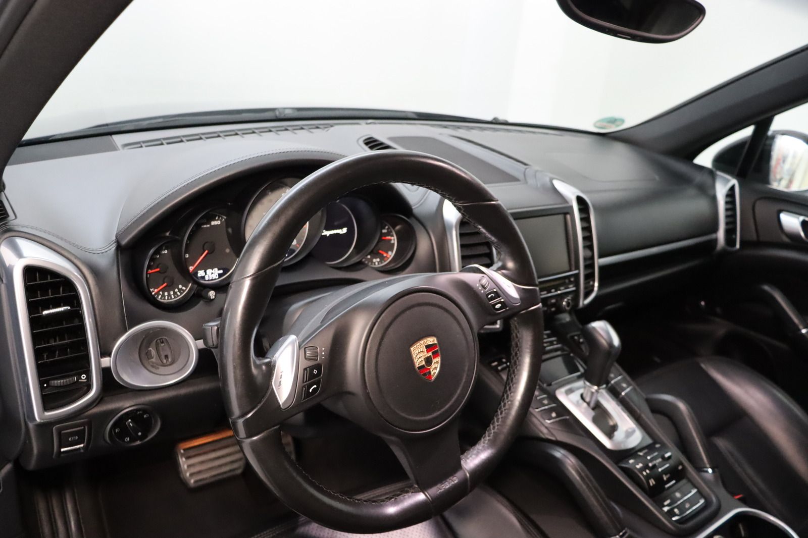 Fahrzeugabbildung Porsche Cayenne S 4.8l V8