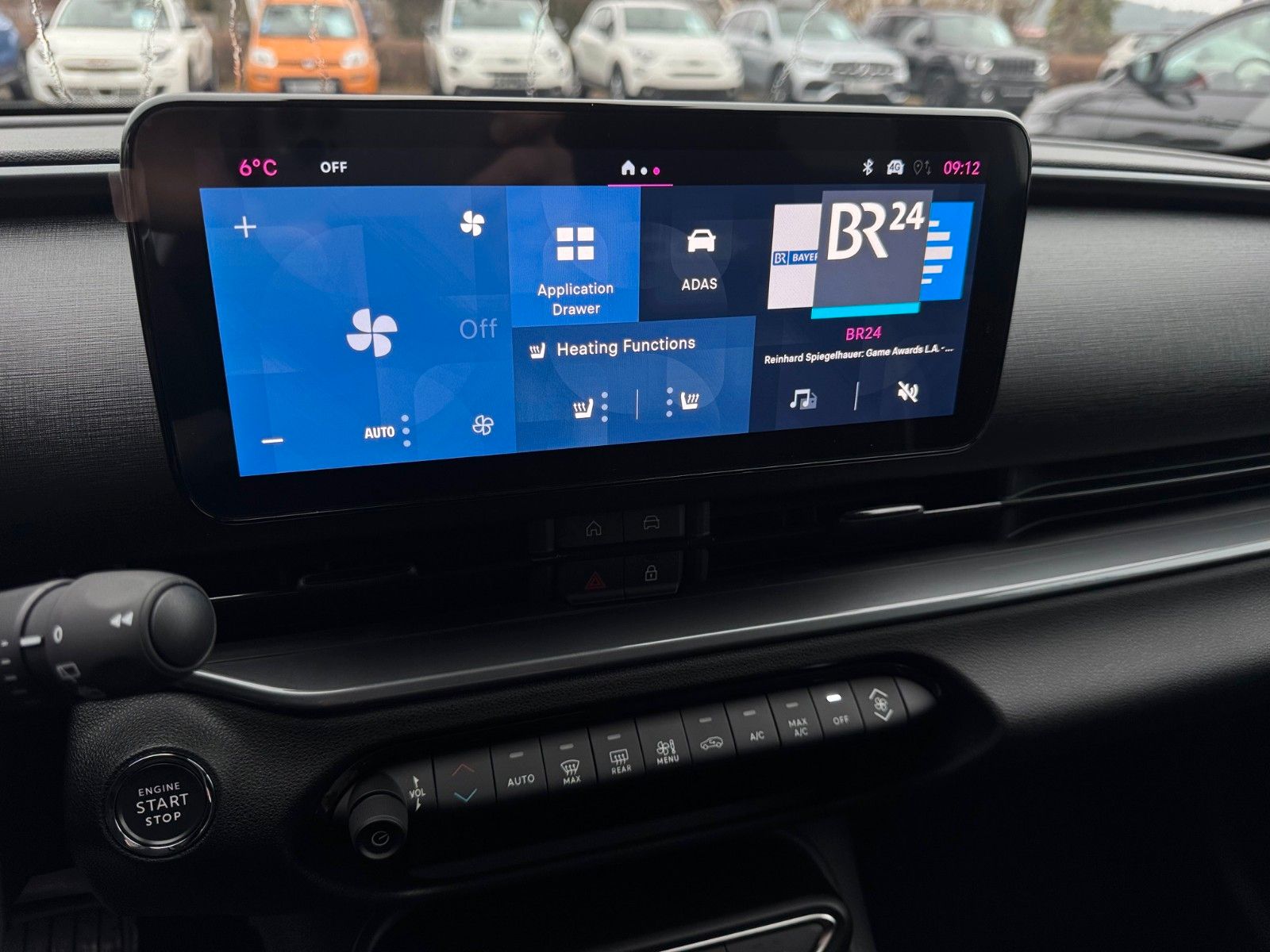 Fahrzeugabbildung Fiat 600 1.2 BUSINESS EDITION NAVI SITZHEIZUNG KLIMA