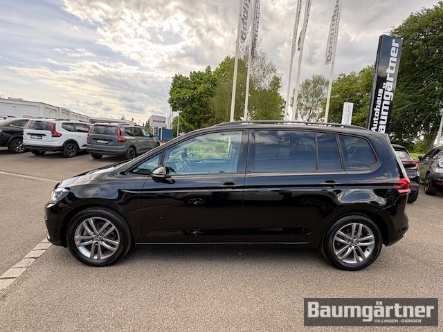 Fahrzeugabbildung Volkswagen Touran Comfortline 1.5 TSI DSG Kamera/PDC/Sitzh.