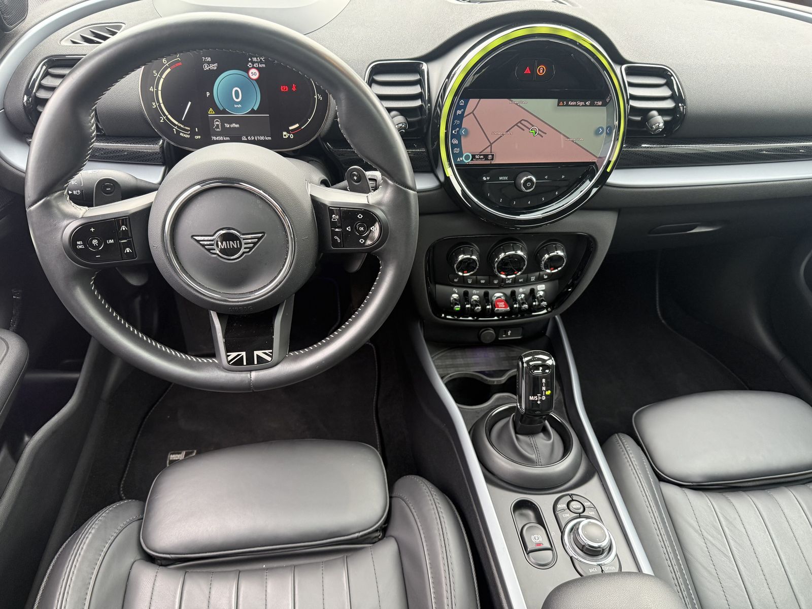 Fahrzeugabbildung MINI Cooper S Clubman Aut. NAV+LED+PANO+DIGDISPLAY+PP