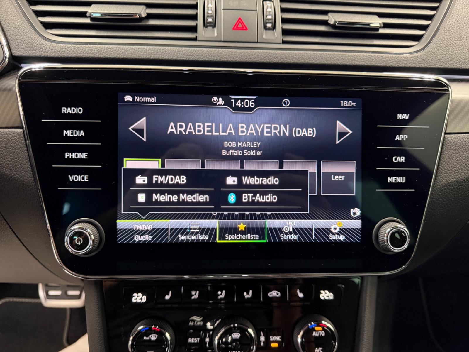 Skoda Superb Combi Sportline*AHK*Virtual*Amundsen