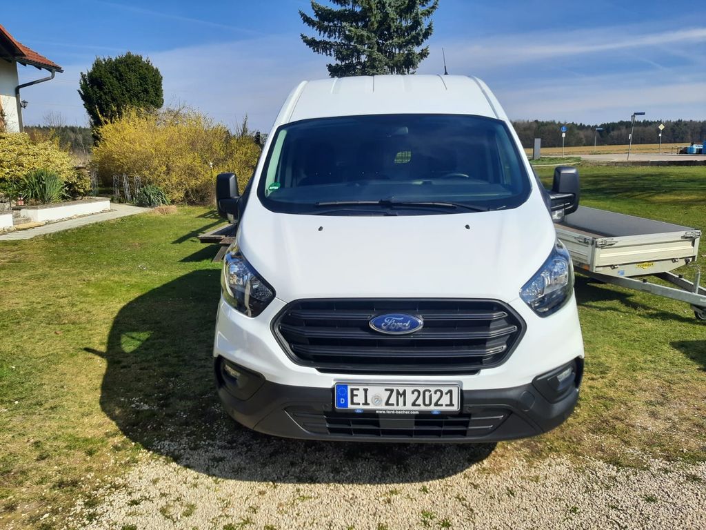 Image of Ford Transit Custom