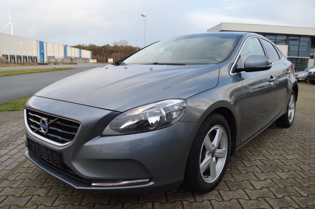 Volvo V40 2,0 D4 Business Navi Alu Pdc Privacy glas