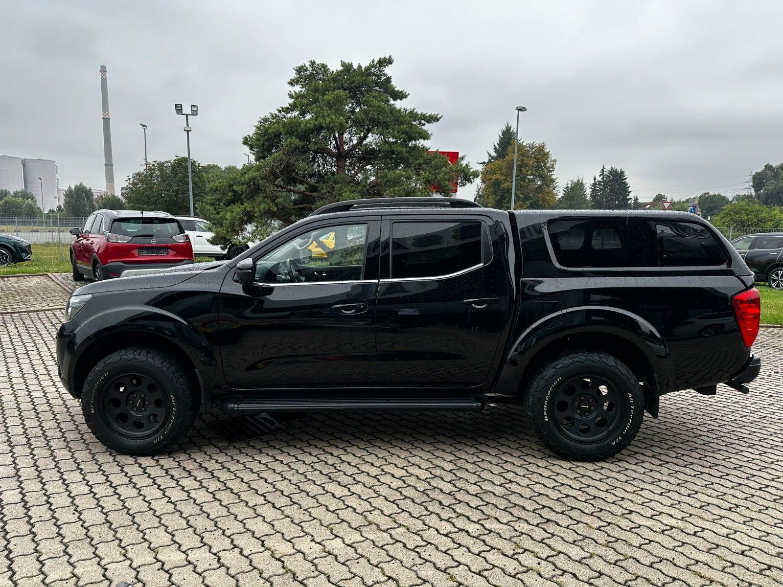 Fahrzeugabbildung Nissan Navara NP300 Acenta Double Cab 4x4