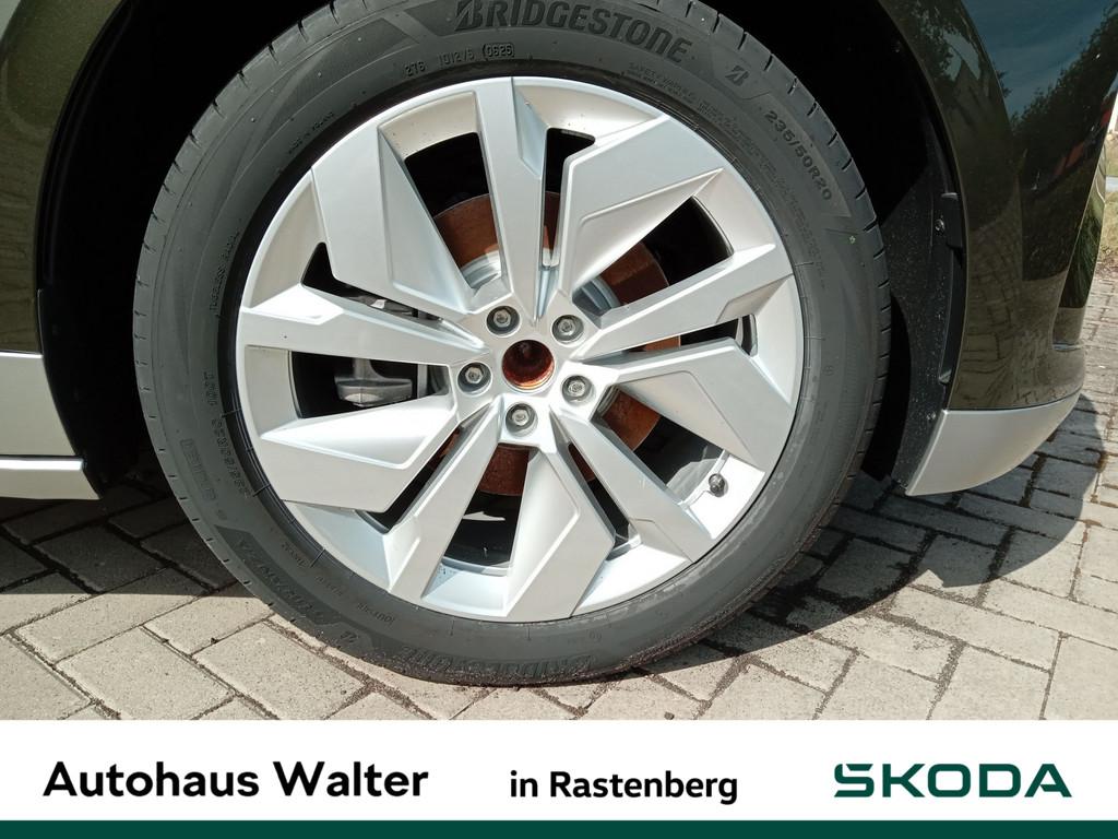 Skoda Enyaq 60 Loft NAVI AHK LENKRADHZ. RÜCKFAHRKAMERA