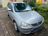 Opel Corsa c 1.0 Benzin - Opel Corsa aus 2004: 1.0