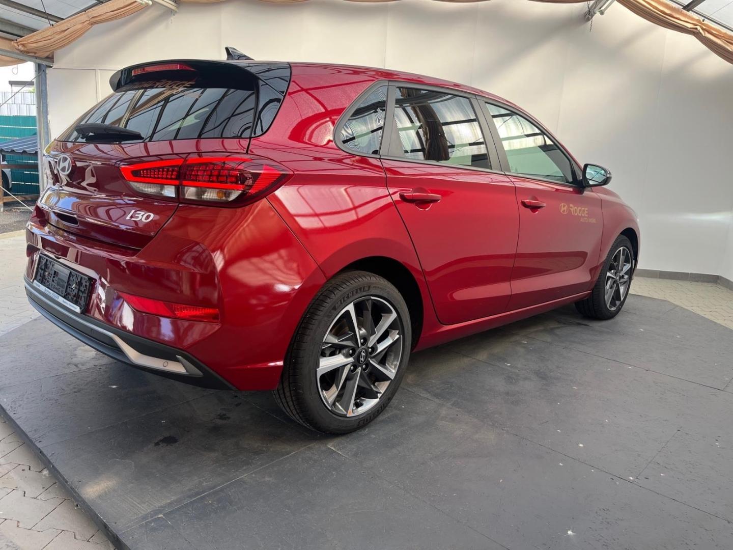 Hyundai i30 Advantage Mild-Hybrid 140PS Navi Digital. Co