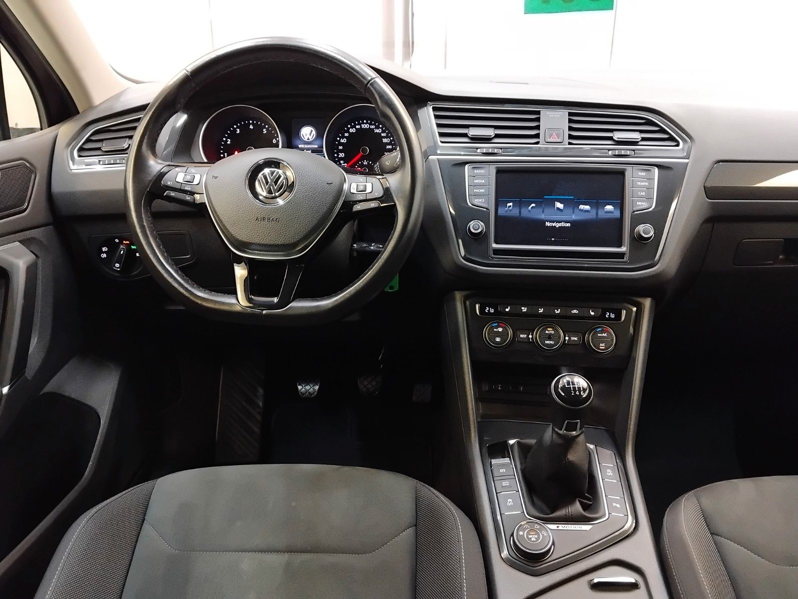 Vw Tiguan (09/2016, Benzin)