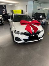 BMW 320d xDrive Touring VOLLAUSTATTUNG 