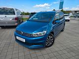 Volkswagen Touran Active 7SITZER ACC AHK NAVI PDC - VW Touran Gebrauchtwagen in Freiburg