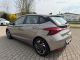 Hyundai i20 1.0 T-GDI DCT TREND *Kamera*PDC*Alu*Shz*DAB* - Hyundai i20 mit Benzin-Antrieb: Kleinwagen, Automatik