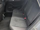 Volkswagen Arteon Shootingbrake 2.0 TDI Elegance AHK Navi L - silberne Volkswagen Arteon