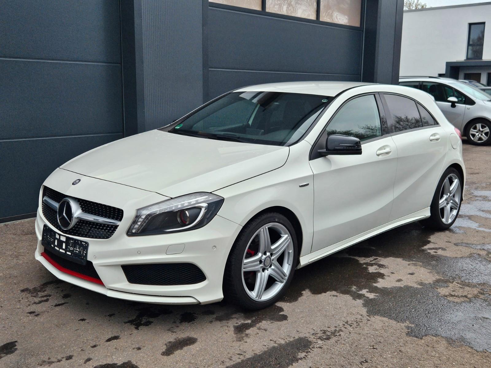 Mercedes-Benz A 250 AMG Line Sport Night-Paket Bi-Xenon Navi