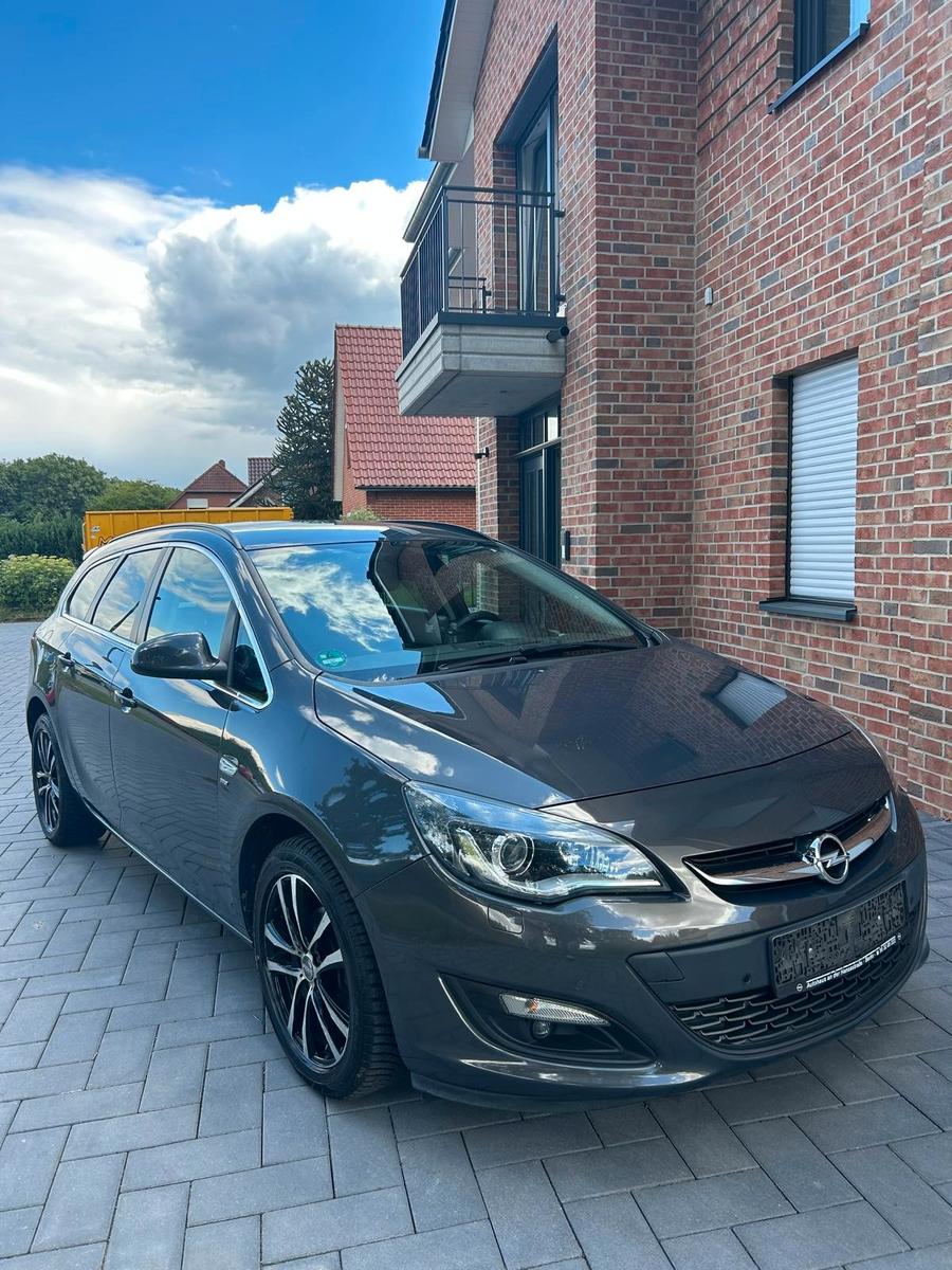 Opel Astra SHZ Temp.AHK Kamera 2.Hand Lück.Schechheft