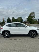 Mercedes-Benz GLA 180 DCT - - Mercedes-Benz GLA 180: Privatanbieter