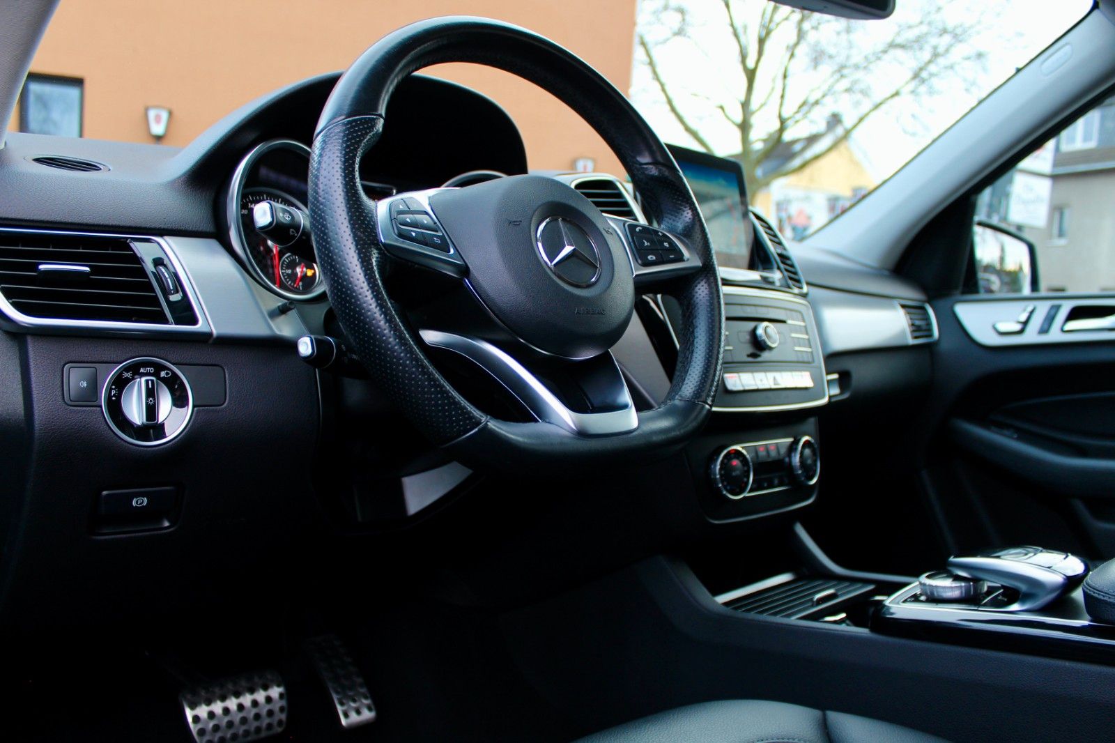 Mercedes-Benz GLE 43 AMG 1.HAND! MB-Scheckheft! COMAND GSD 20" foto 6