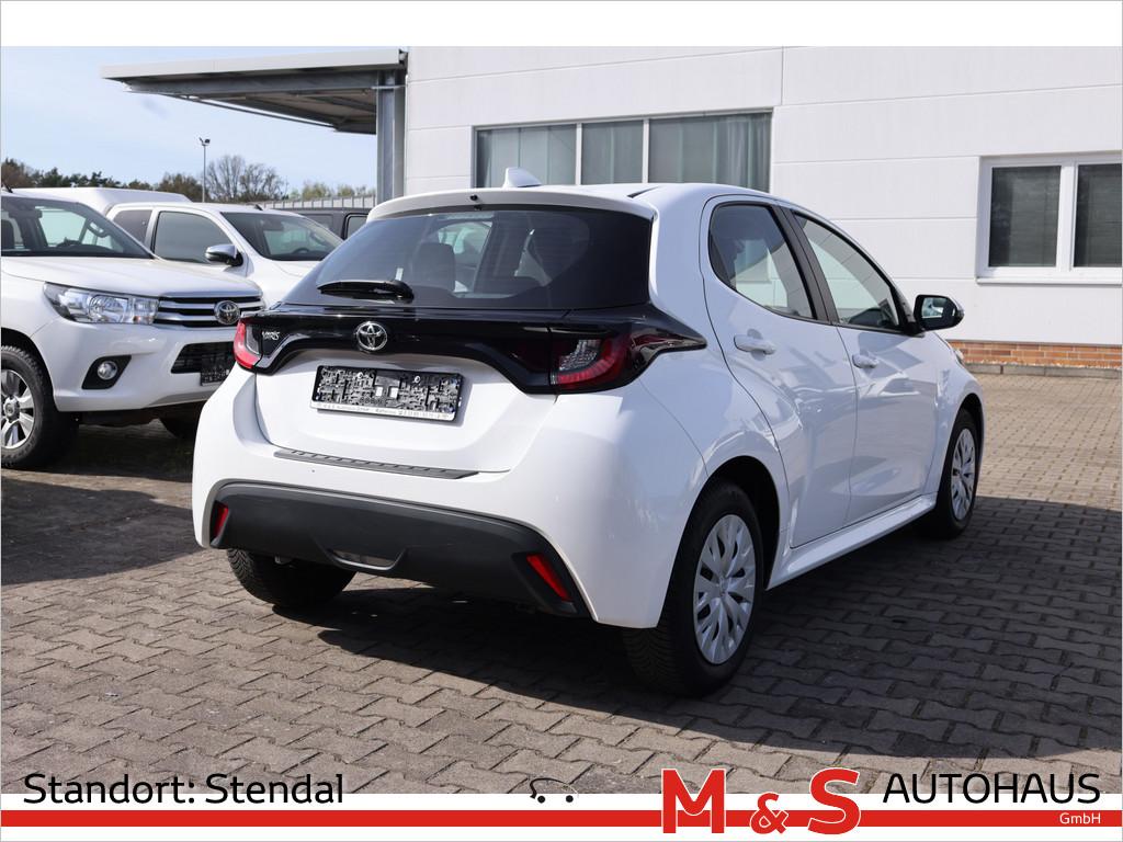 Toyota Yaris 1.0 Basis Tempomat, Radio KLIMA