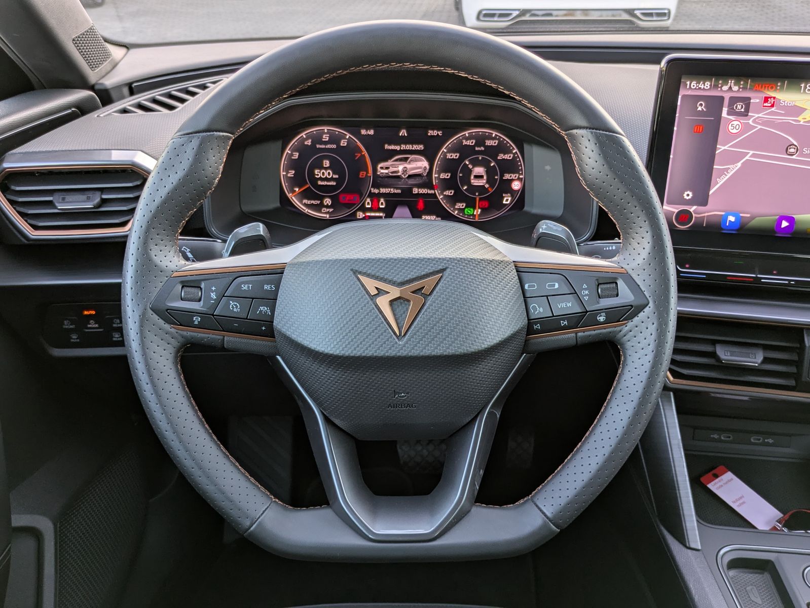 Fahrzeugabbildung CUPRA Leon 1.5 eTSI DSG MATRIX-LED*ACC*APP*KAMERA*18"