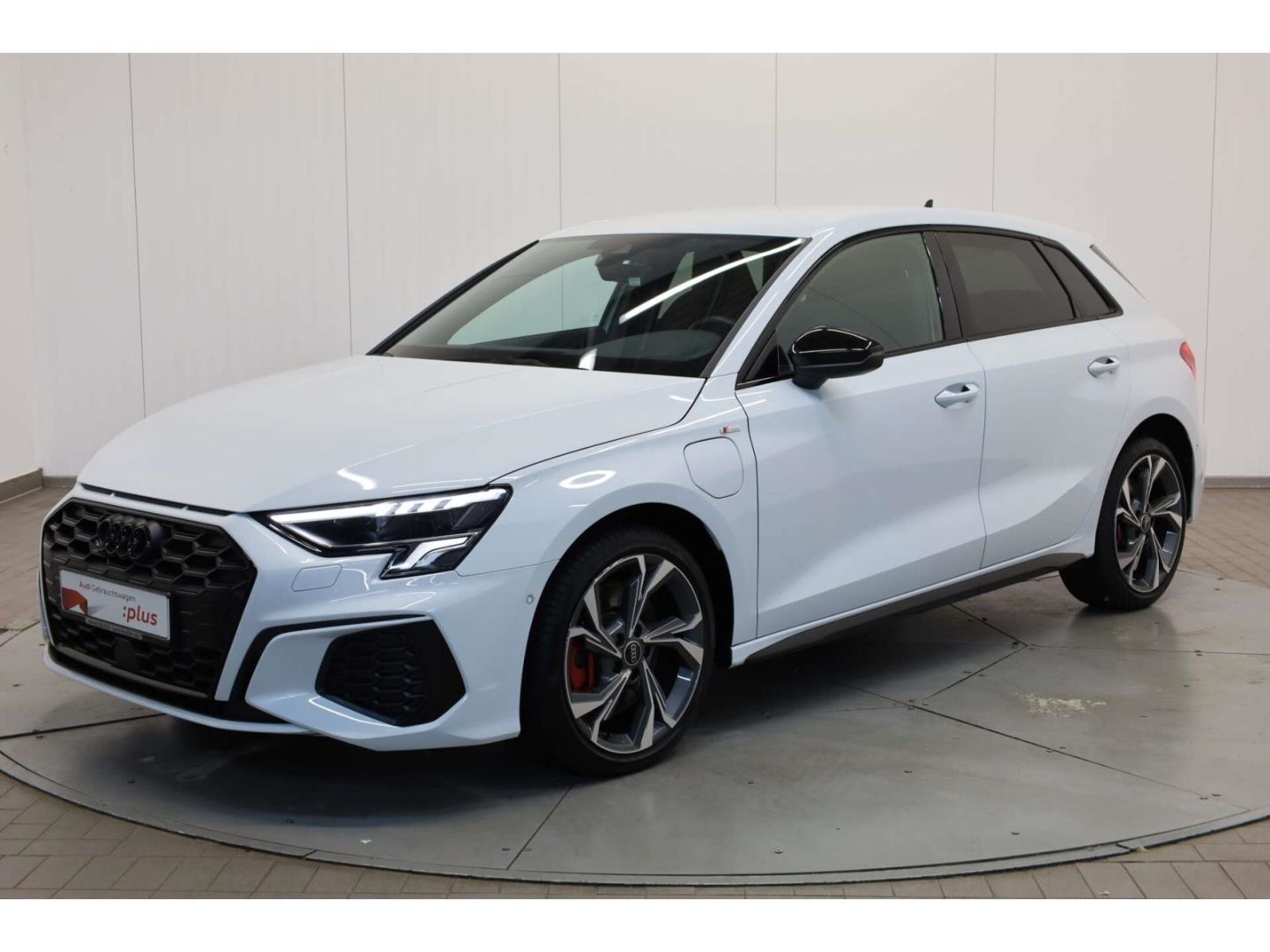 Audi A3 Sportback 45 TFSI e S line imagem 2