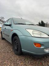 Ford Focus - Ford Focus aus 1999: Kombi