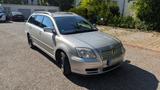 Toyota Avensis 1.8 VVT-i Kombi T25 - Toyota Avensis Gebrauchtwagen in München