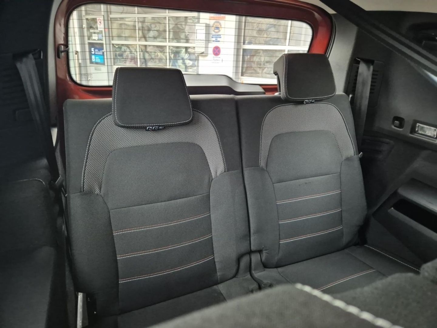 Fahrzeugabbildung Dacia Jogger Extreme 7-Sitzer Digitales Cockpit Klimaa