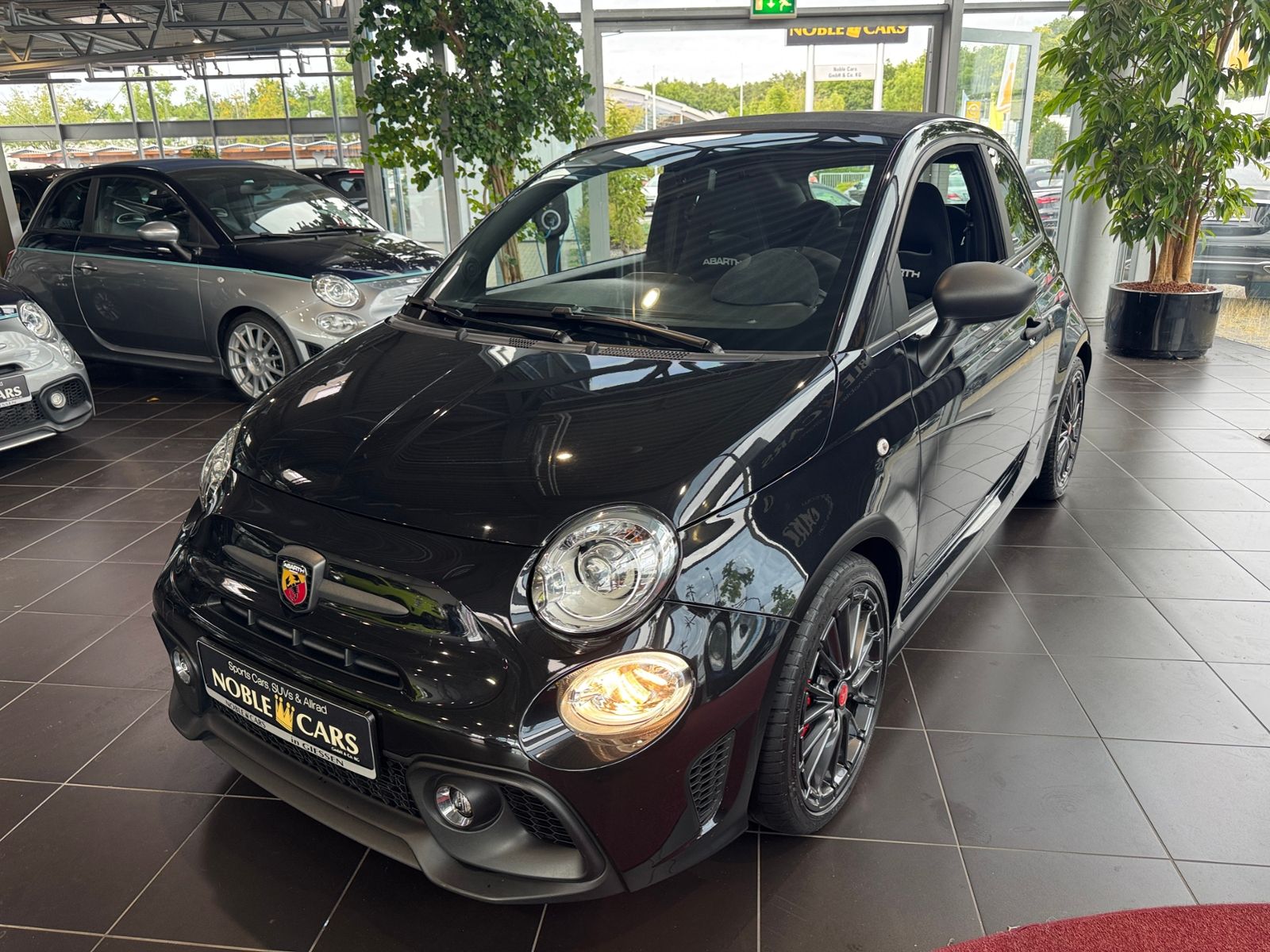 Fahrzeugabbildung Abarth 595C Competizione XENON NAVI ALU
