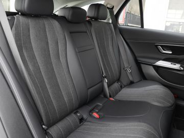 Mercedes E 220 - 5