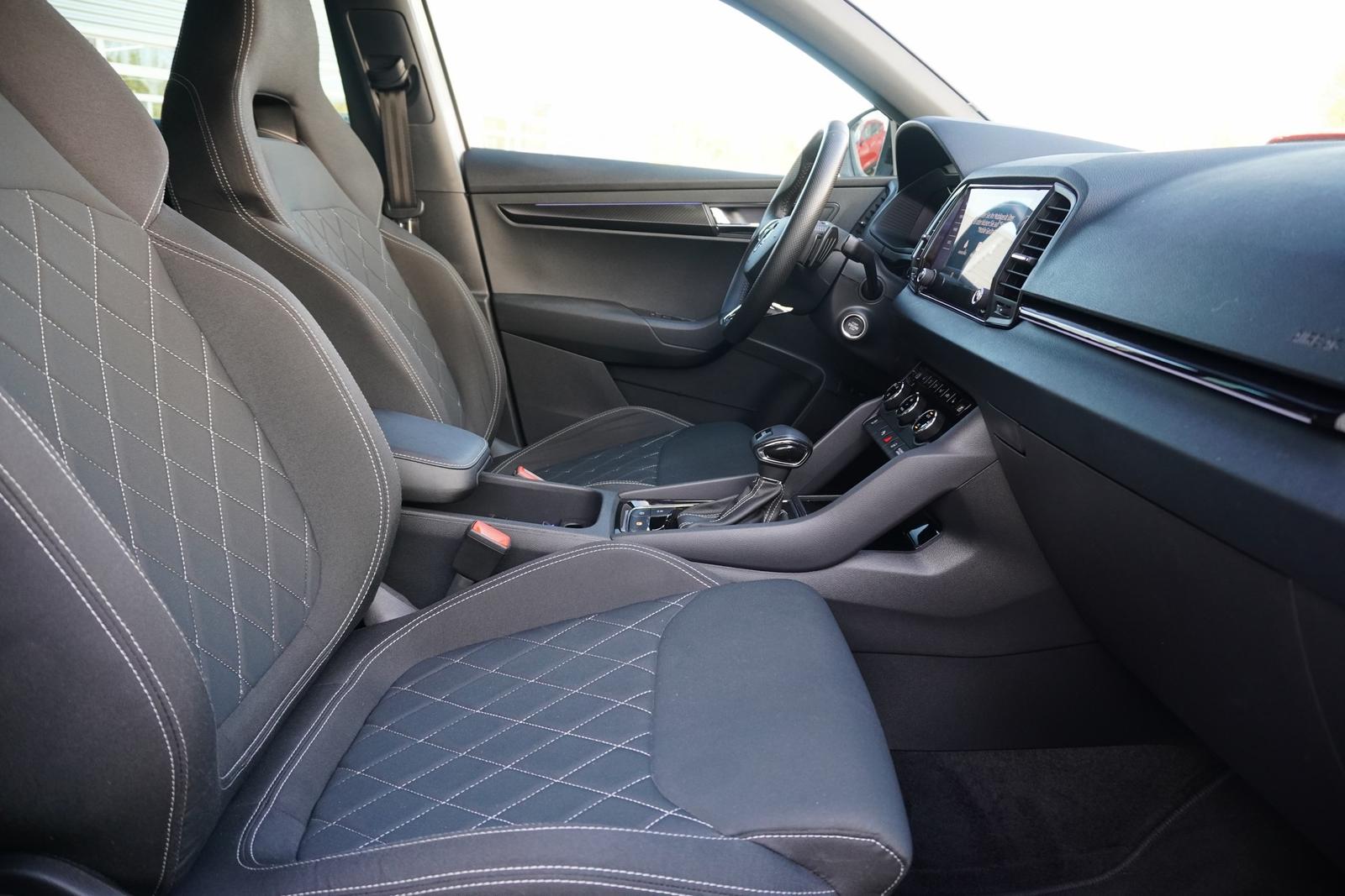 Skoda Karoq 1.5 TSI DSG Sportline LED Navi Kamera