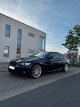 BMW E93 335i Individual M Paket ab Werk Ke... - BMW 335 in Frankfurt (Main)