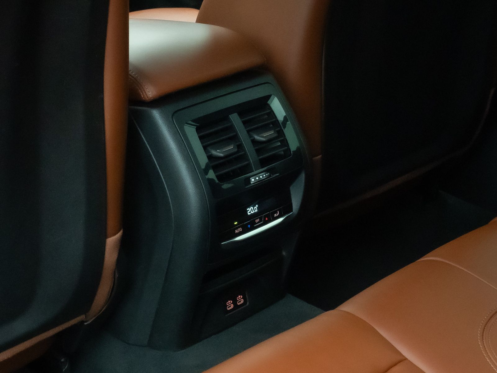 Fahrzeugabbildung BMW X3 xD20i 360°DAB Sport Leder Individual DAB LED