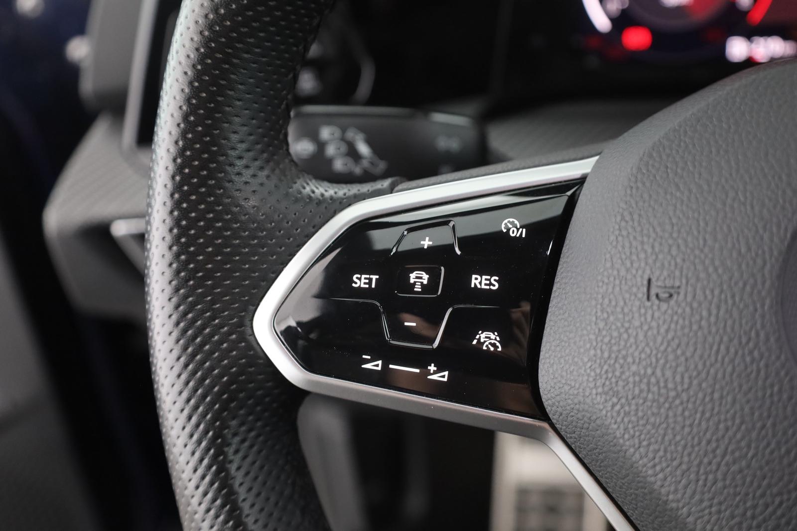 Volkswagen Golf VIII 1.5 TSI R-Line LED Navi ACC Teilleder, миниатюра 15
