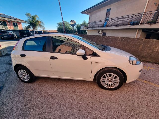 Fiat Punto 1.3 MJT II 75 CV 5 porte Street