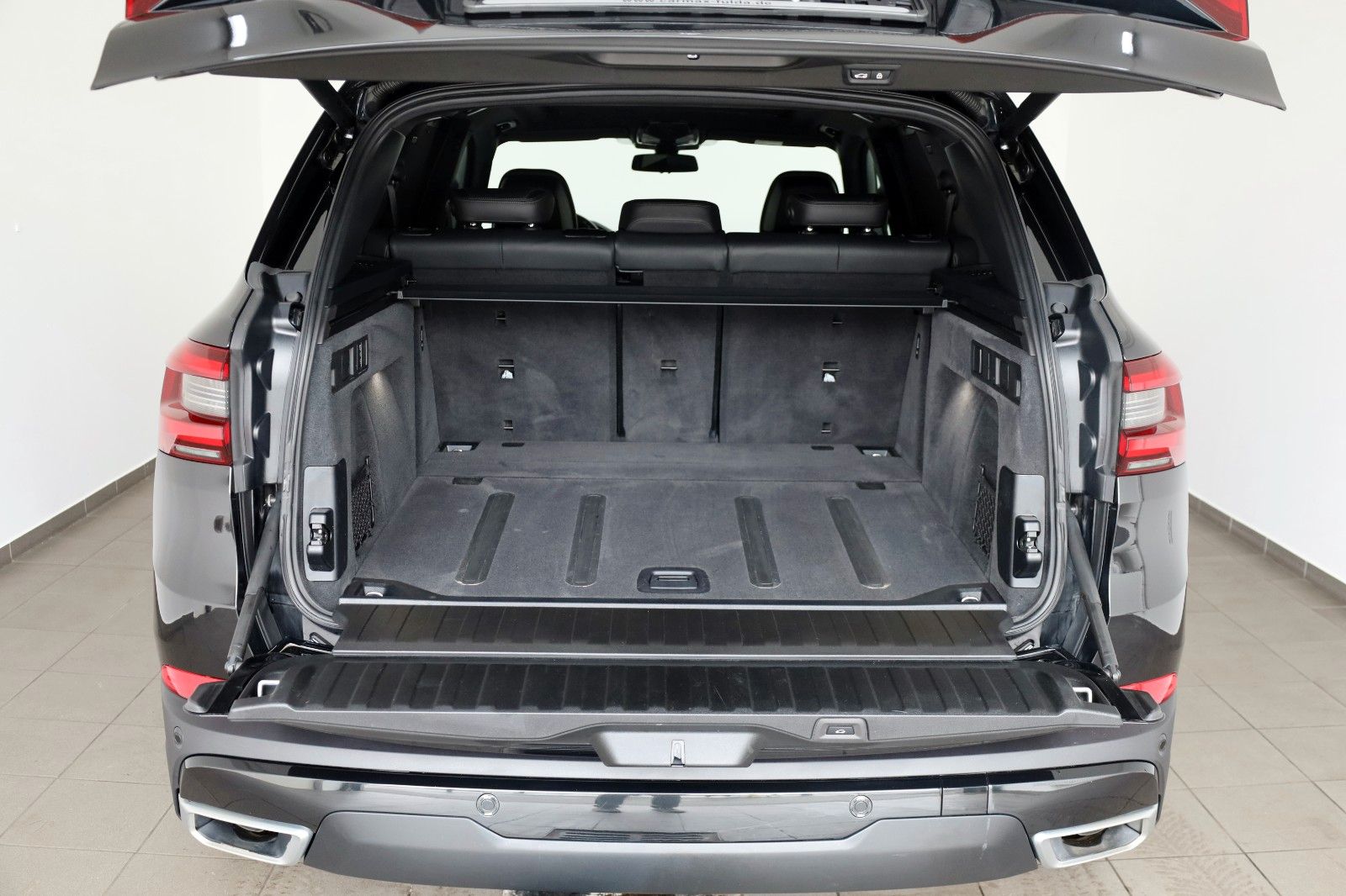 Fahrzeugabbildung BMW X5 xDrive 30d Leder,Navi,LED,PanDach,HeadUp,360°