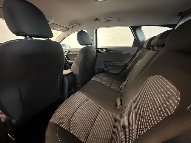 Fahrzeugabbildung Kia Ceed_sw Vision 1.4 Lane ASS Navi SHZ SpurhaltASS