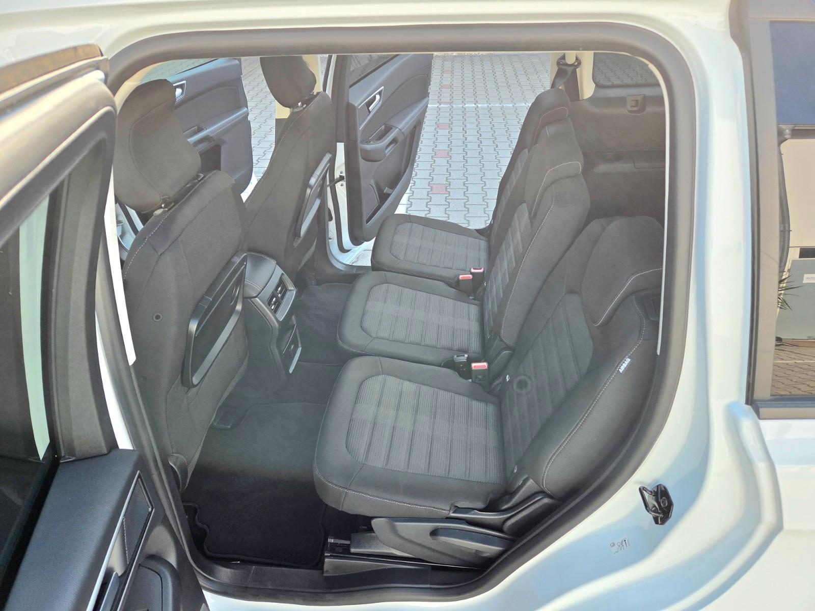 Ford Galaxy Trend Winterpaket Navi LED Kamera