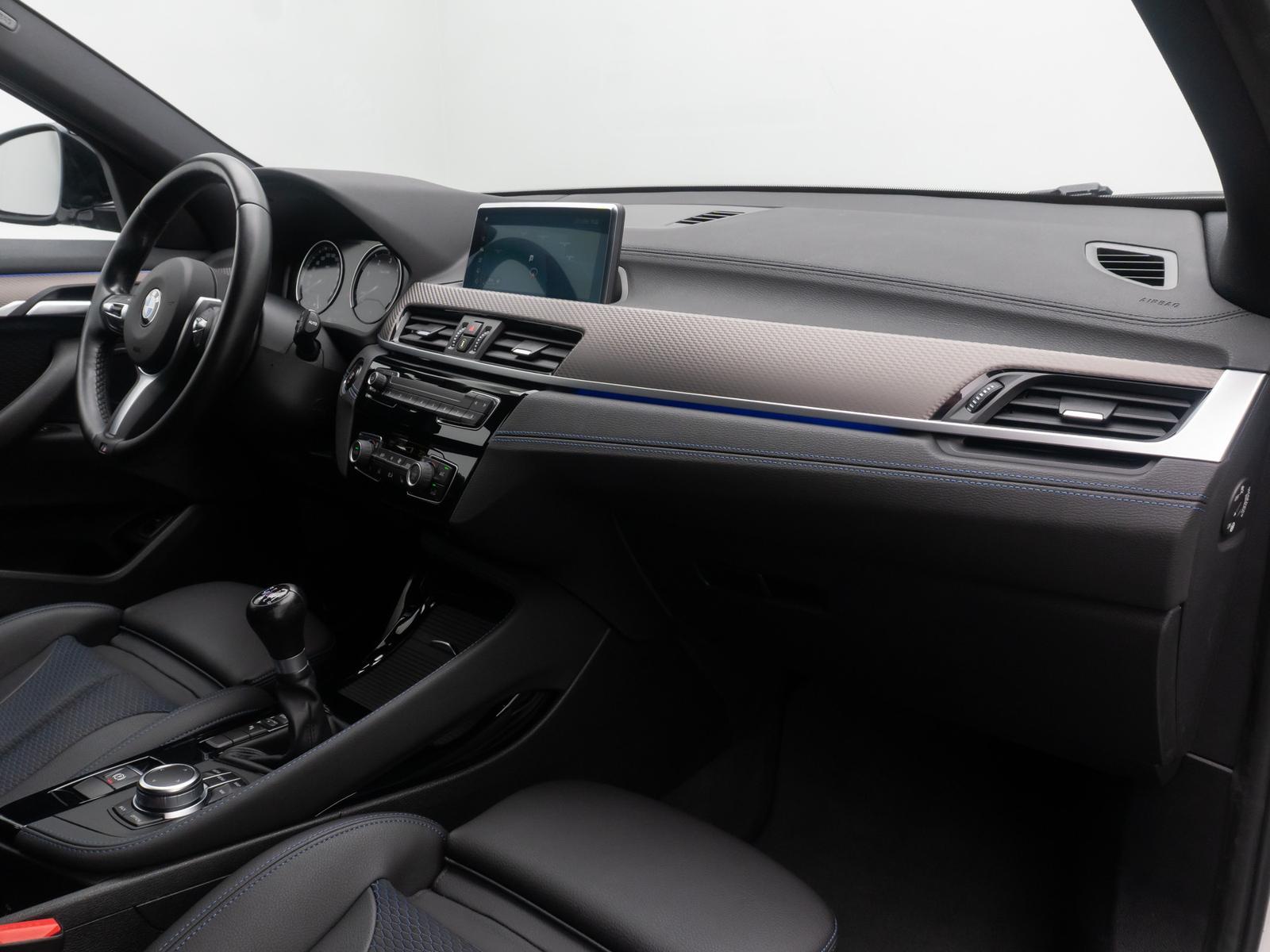 BMW X2 sD18d M Sport DAB Kamera LED ParkAss Navi 19", миниатюра 23