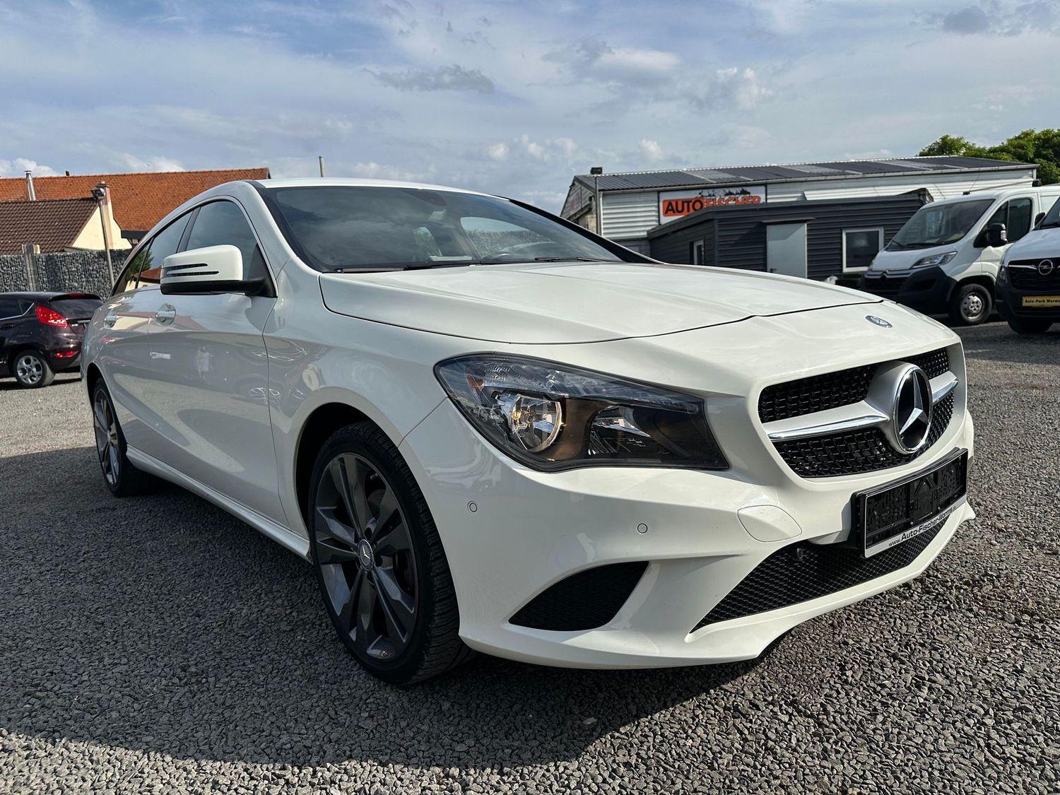 Mercedes-Benz CLA 180 Shooting Brake Navi  PDC
