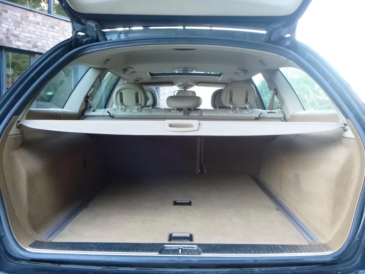 Mercedes-Benz E280 2006 — photo 16