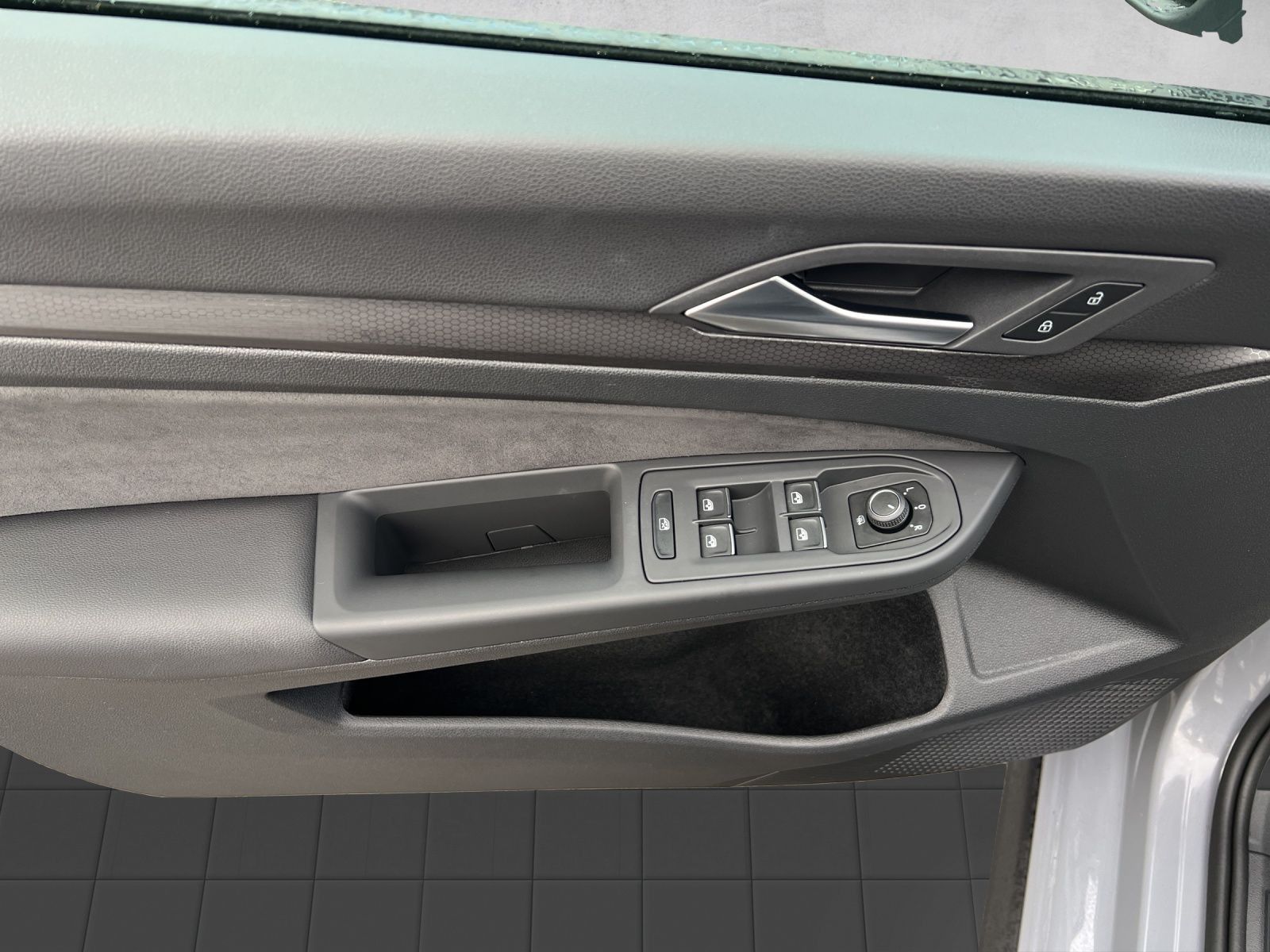 Golf VIII GTI 2.0 TSI DSG Navi*Kamera*ACC*Black