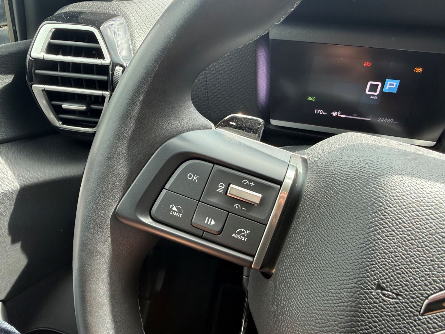 Fahrzeugabbildung Citroën C4 Shine SHZ+LHZ+Kamera+Allwetter